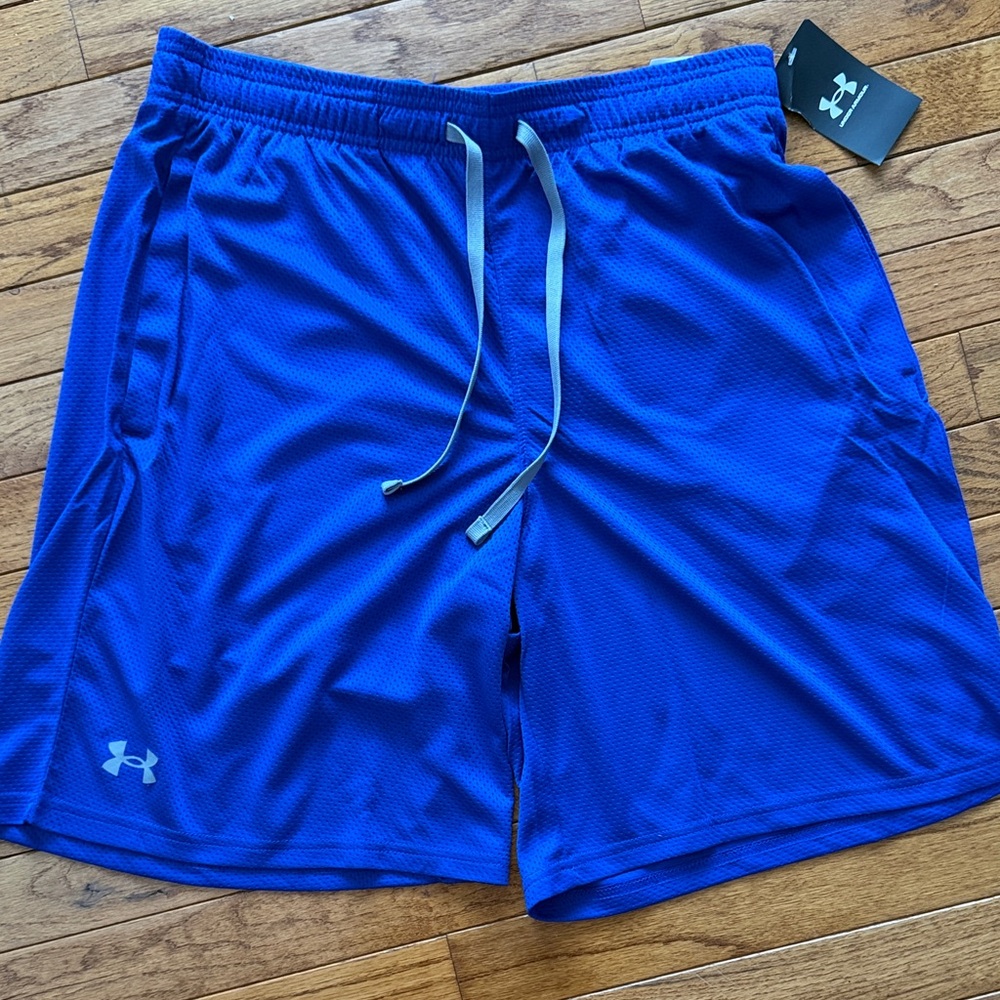 New with tags men’s Under Armour shorts